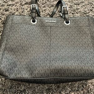 Michael Kors tote